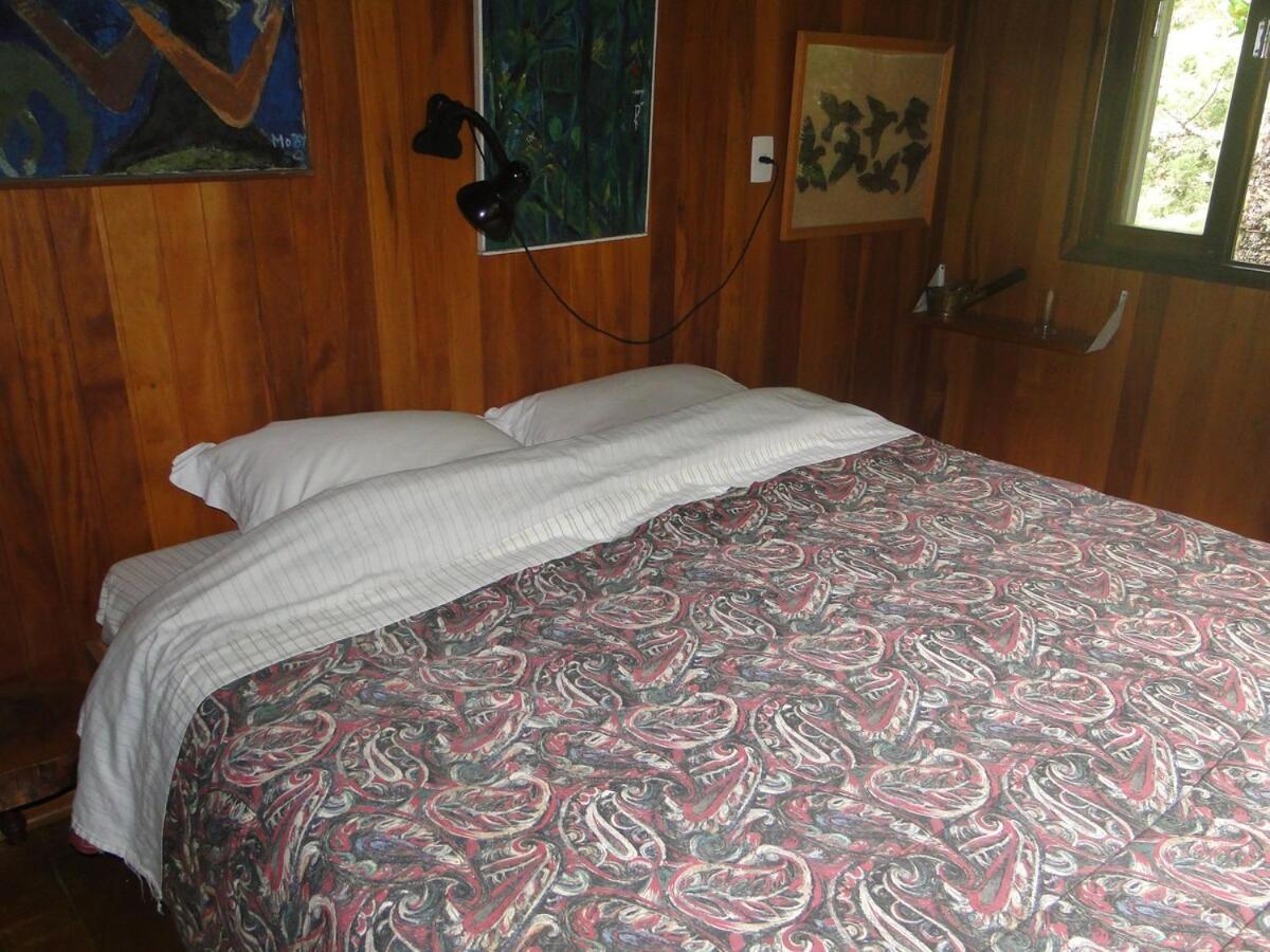 Casa Dentro Do Horto Florestal Casa de férias Campos do Jordão